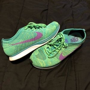 Nike Flyknit Racer